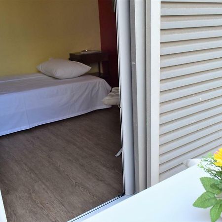 Hotel Frida Athene Buitenkant foto