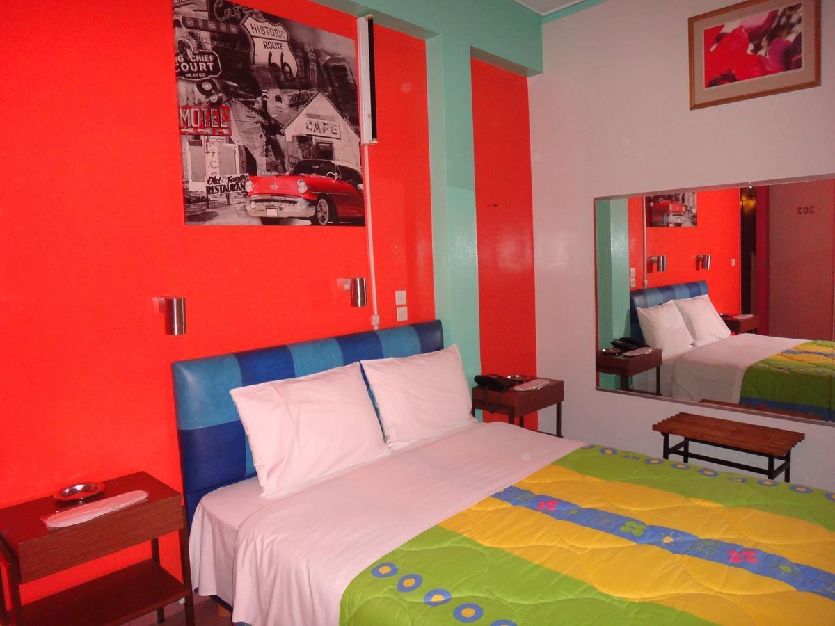 Hotel Frida Athene Buitenkant foto