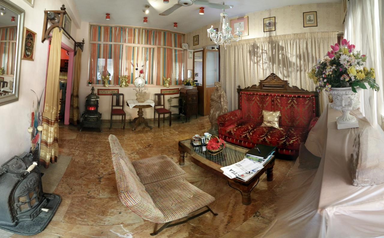 Hotel Frida Athene Buitenkant foto